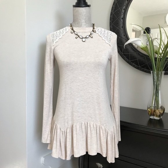 Xhilaration Boho Crochet Cut Out Ruffle Hem Tunic Long Sleeve Top XS - Picture 1 of 17